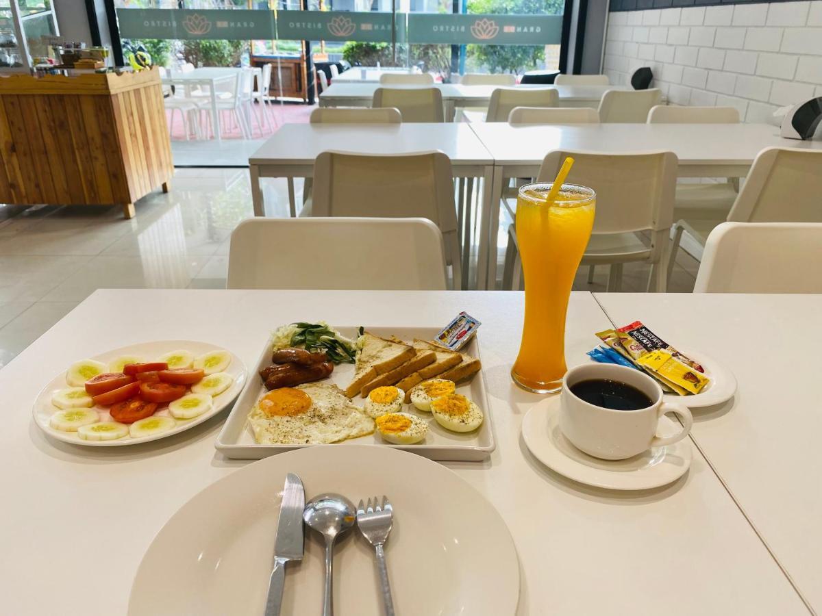 Grande Classic By Goad Avadhess Hospitality 1 Km Walking Street Pattaya Beach Exterior foto